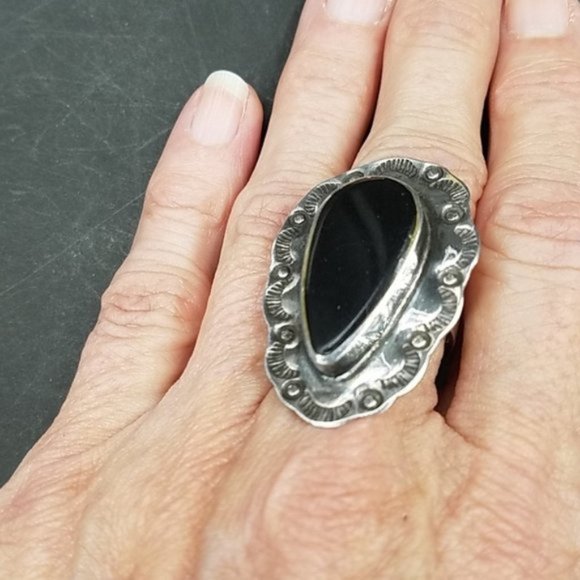 Huge Vintage Mexico Sterling Black Onyx Teardrop Ring - Picture 2 of 5